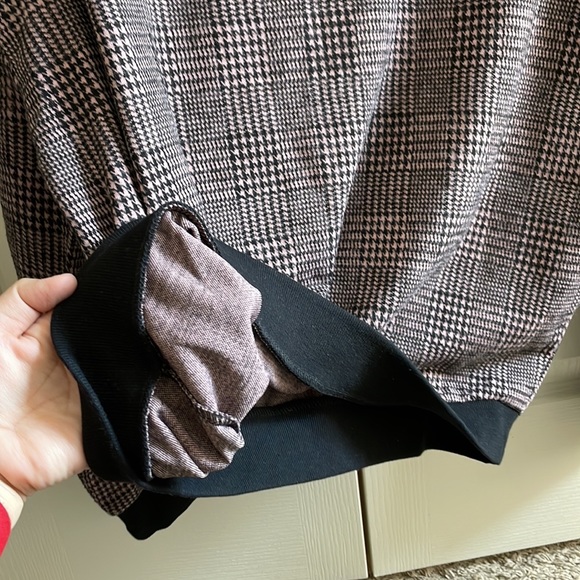 Contrast ribbed /Plaid / Mock neck Top - Picture 5 of 5